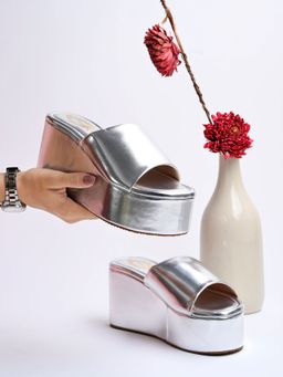 Shoetopia - Fashionable Silver Platform Heels For Women & Girls