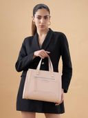 Pink color option, Currently selected