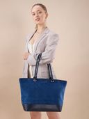 Blue color option, Currently selected