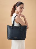 Black color option, Currently selected