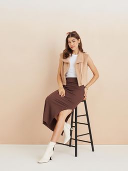 Latin Quarters - Beige Nylon Sleeveless Coat