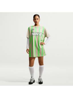 Nike - Women Sportswear T-Shirt Dress - Green