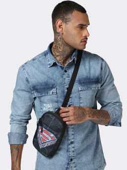 Bewakoof - Official Dc Unisex Black Man Of Steel Printed Sling Bag