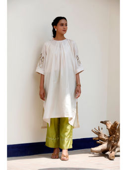 EEDA - Aavya Silk Embroidered Kurta and Pant