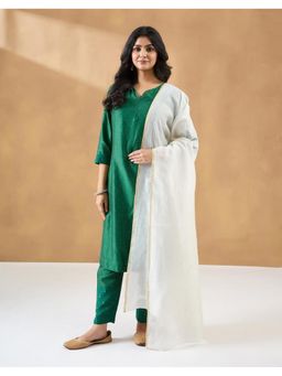 Fabindia - Off White Cotton Chikankari Dupatta