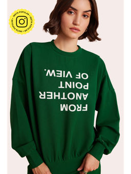 Muvazo - Point Of View Sweatshirt with Trackpants (Set of 2)