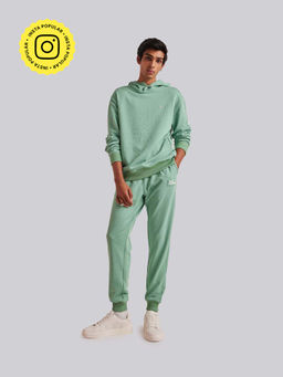 Muvazo - Snap Art Statement Hoodie and Joggers (Set of 2)