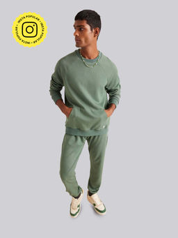 Muvazo - Green Urban Ease Crew Neck Sweatshirt and Joggers Co-Ord (Set of 2)