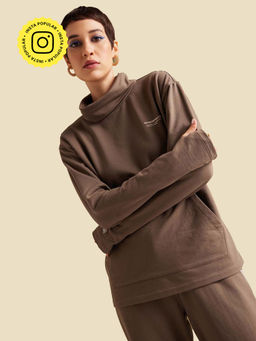Muvazo - High Neck Craze Trendsetter Sweatshirt