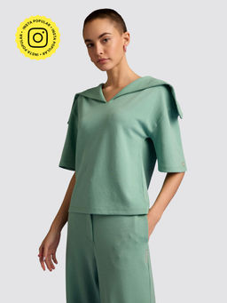 Muvazo - Green Eclectic Enchantment Top