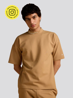 Muvazo - Sunlit Caramel Oasis T-Shirt