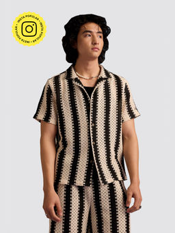 Muvazo - Ebony Edge Crochet T-Shirt