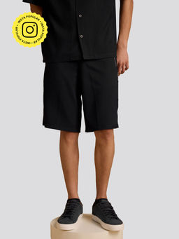 Muvazo - Textured Terrain Shorts - Black