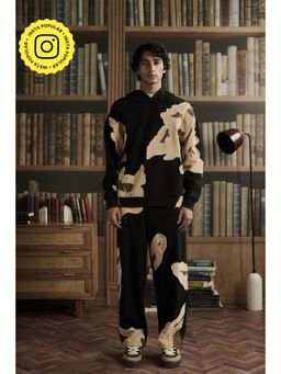 Muvazo - Men Black Cut Patch 3D Applique Detailing Co-Ord Set