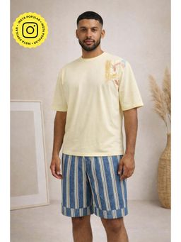 Muvazo - Love Yellow Round Neck T-Shirt