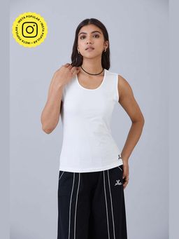 Muvazo - White Pure Cotton Solid Slim Vest