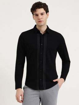 United Colors of Benetton - Slim Fit Spread Collar Solid Shirt - Black
