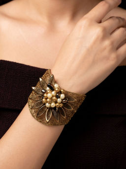 RUNORAA - Florea Pear Cuff