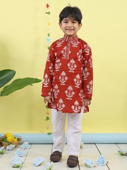 Kinder Kids - Cotton Full Sleeves Ethnic Motifs Printed Kurta & Pyjama - Red And White