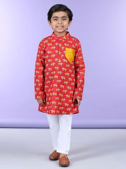 Kinder Kids - Full Sleeves Elephants Printed Kurta & Pyjama - Red