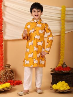 Kinder Kids - Cotton Full Sleeves Cow Printed Kurta & Pyjama- Yellow