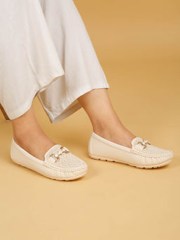 Flat n Heels - Women Beige Loafers