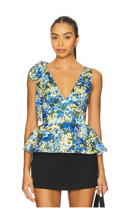 KIKA VARGAS - Ilhan Top