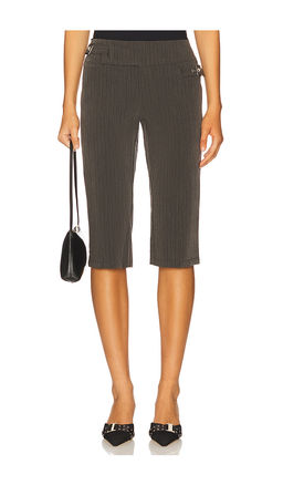 superdown - Katrina Capri