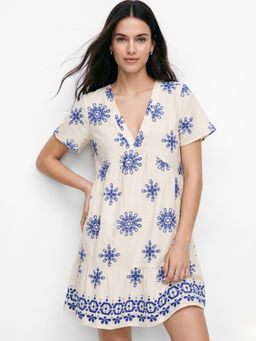 Outzidr - Off White Polyester Half Sleeves V-Neck Printed Dress