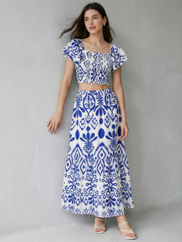 Outzidr - Blue Polyester Square Neck Abstract Crop Top with Skirt