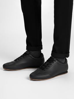 Snitch - Men Black Casual Sneakers
