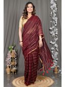 Maroon color option, Currently selected
