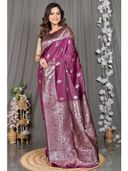 Maroon color option, Currently selected