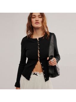 Outzidr - Black Full Sleeve Front Buttoned Top