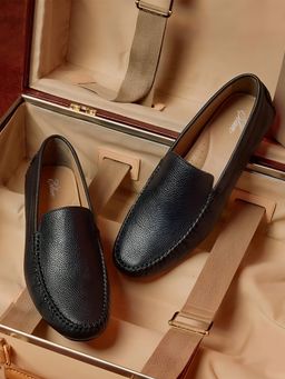 Campus - Elan-19 Black Men Loafers