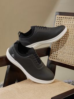 Campus - ELAN-28 Black Men Sneakers