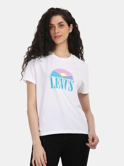 Levi's - Womens Graphic Print Relaxed Fit T-Shirt