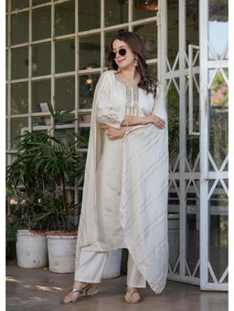 Gahan - Womens Off White Chanderi Straight Kurta with Pant & Dupatta