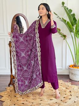 Gahan - Womens Purple Petrol Silk Straight Kurta with Pant & Dupatta