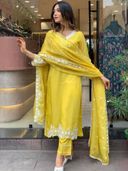 Yellow color option, Sold out, Currently selected