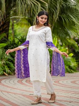Gahan - White Roman Silk Heavy Embroidered Kurta with Pant & Taby Dupatta
