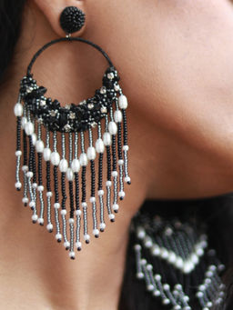 Label Pooja Rohra - Black Gisele Earrings
