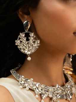 Label Pooja Rohra - Silver Swara Earrings