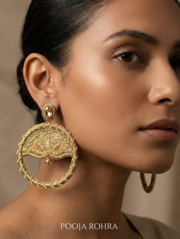 Label Pooja Rohra - Gold Aurielle Lotus Earrings