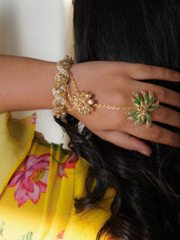 Label Pooja Rohra - Green Palm-Tree Yesenia Hathphool