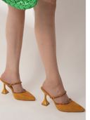 Yellow color option, Sold out, Currently selected
