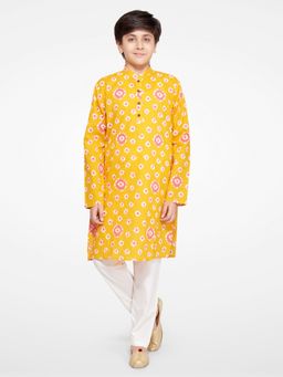 Jeetethnics - Boys Yellow Kurta Pyjama Set (Set of 2)