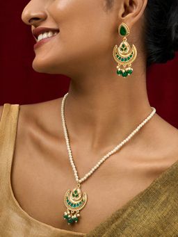 Teejh - Dwana Gold Green Stones Necklace Set