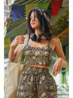 ODHANON - Black Braid Crop Top for Women