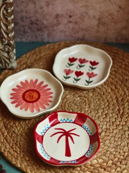 WEAVING HOMES - Garden Grace Handmade Dessert Plates (Set of 3)